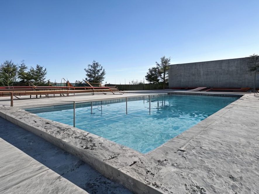 Gunite & Concrete Repair